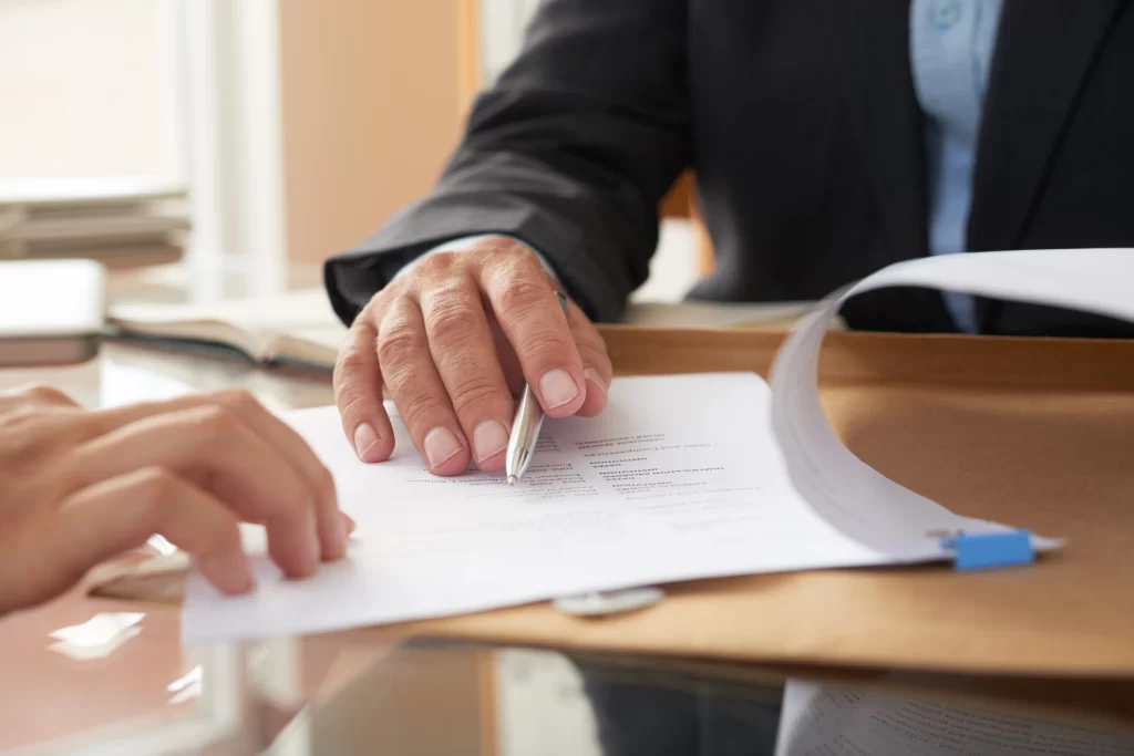 Cliente se protegendo do Plano de saúde falso empresarial com o escritório Freitas e Trigueiro